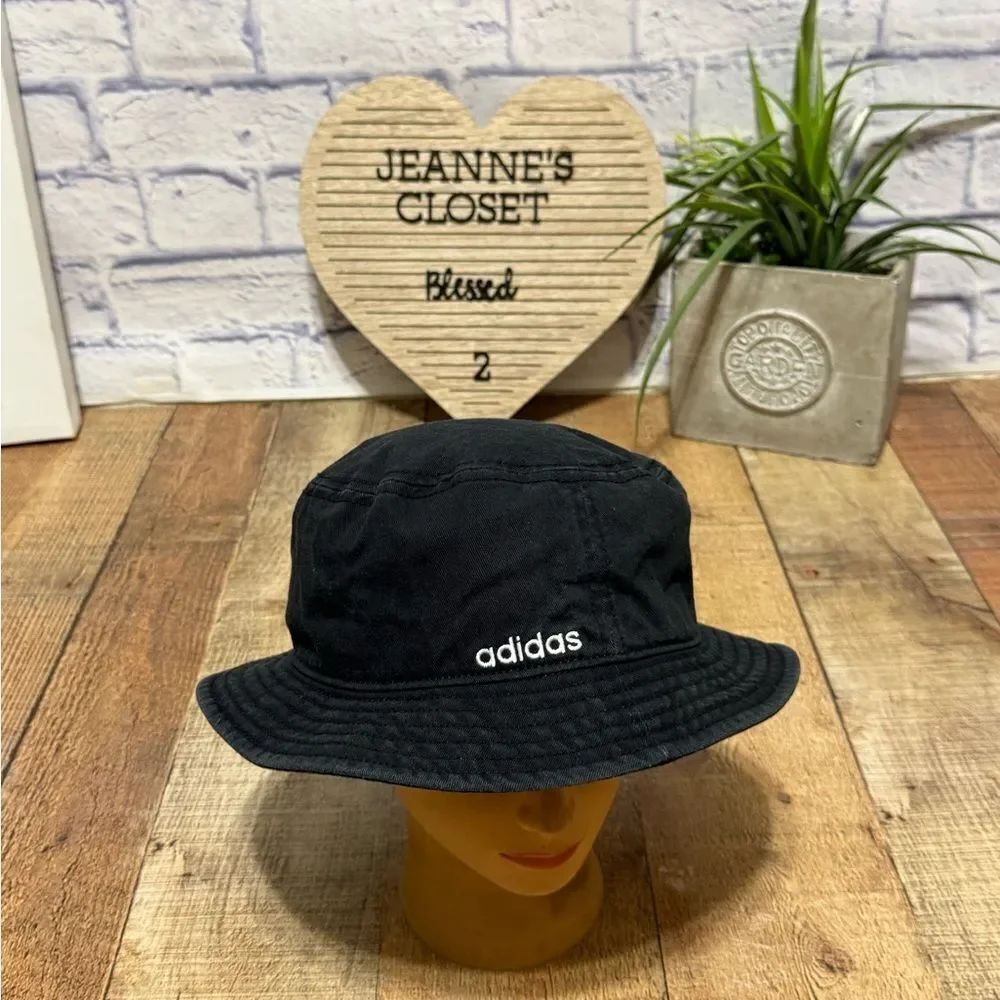 Adidas Originals Casual Logo Bucket Hat Essentials Black